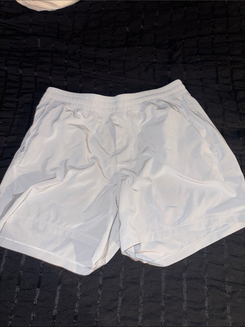 Lululemon pace breaker 5” 
Silver drop